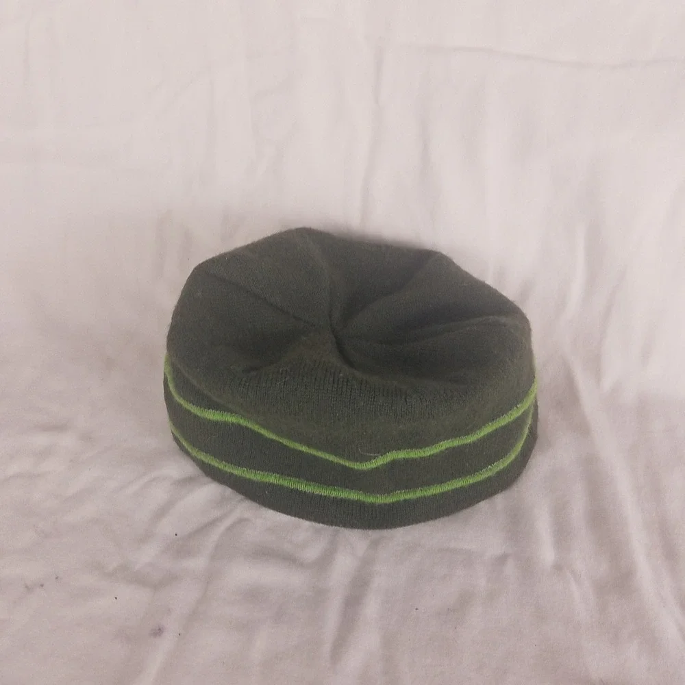 The North Face‎ Kids Beanie Hat Dark Green Lime Green Striped Fleece Lined Knit